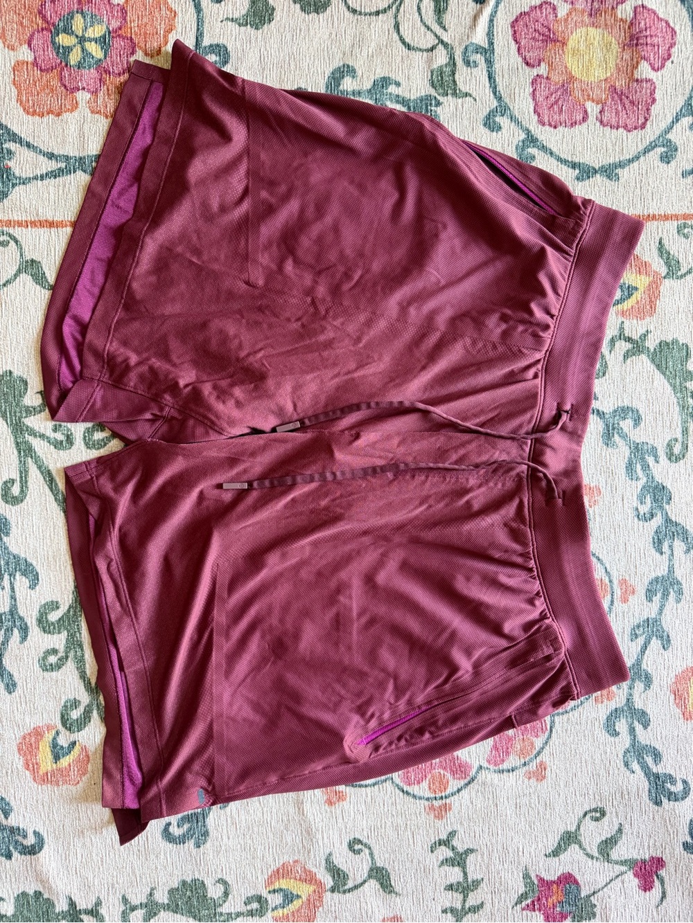 Men’s Lulúleom shorts, XL, burgundy